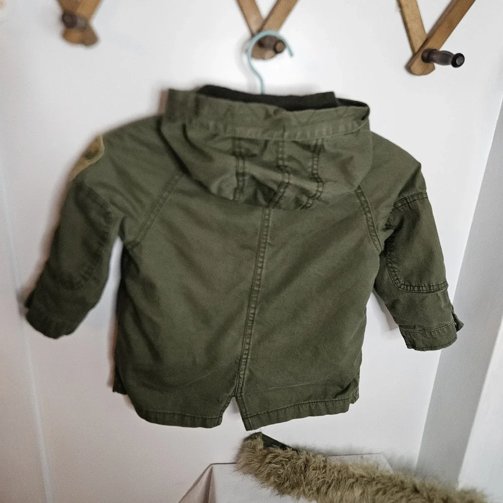 Zara Baby Boy  Army Green Faux‎ Fur Hooded Winter Jacket Coat Size 18 24 Months
